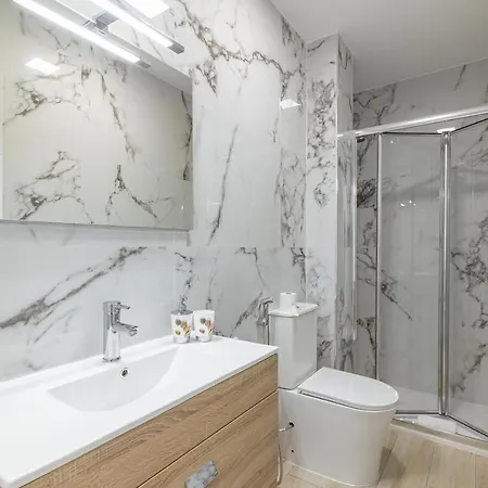 Apartamento Con Vistas A By Alterhome Apartment *